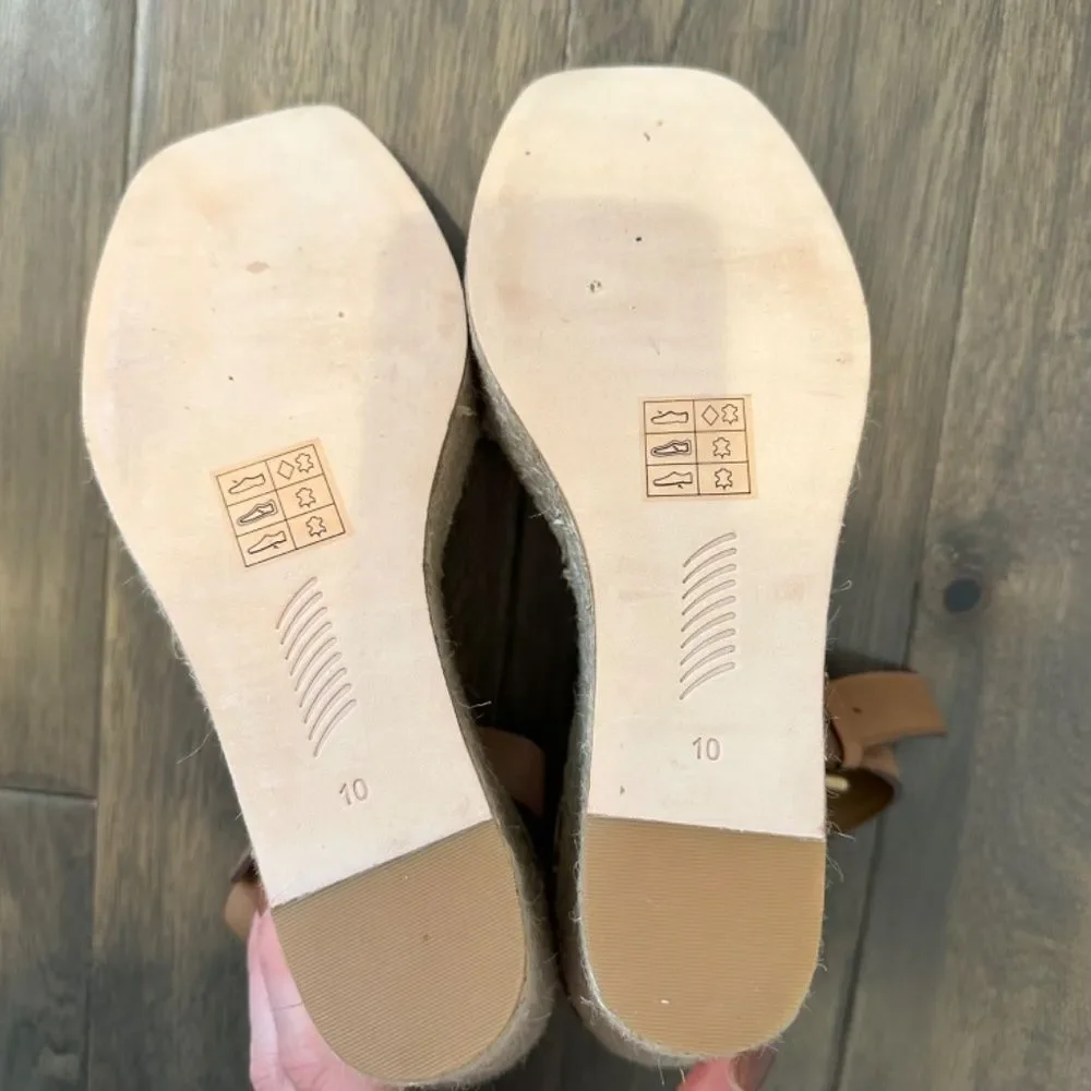 PAIGE sandals size